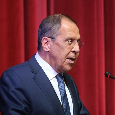 Λαβρόφ για Τραμπ: Κατανοεί τον πόλεμο στην Ουκρανία καλύτερα από οποιονδήποτε Ευρωπαίο ηγέτη