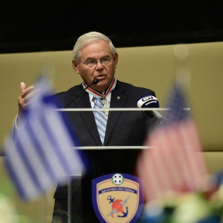 Μπομπ Μενέντεζ - Φρέντι Μπελέρης: Παρέμβαση του Αμερικανού γερουσιαστή για τον φυλακισμένο δήμαρχο Χειμάρρας