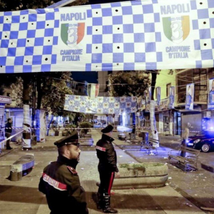 Νάπολι: Ένας νεκρός και αρκετοί τραυματίες από πυροβολισμούς στους δρόμους στη φιέστα τίτλου