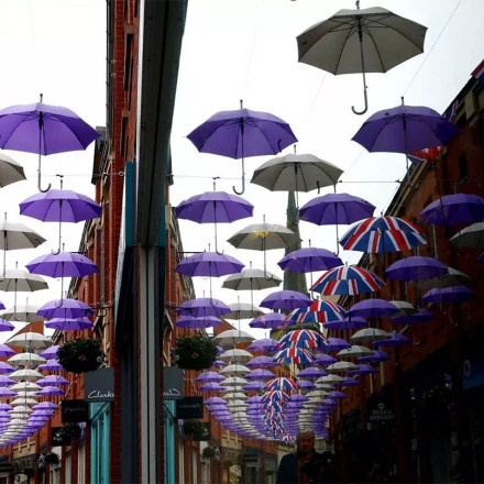 Στέψη Βασιλιά Καρόλου: Με βροχή η τελετή – Η πρόγνωση της Μετεωρολογικής Υπηρεσίας της Βρετανίας