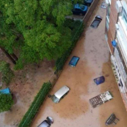 Ισπανία: Συναγερμός σε Μούρθια, Βαλένθια και Ανδαλουσία για τις εκτεταμένες πλημμύρες [pics]