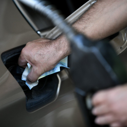 Πώς θα καταλάβεις ότι η βενζίνη σου είναι νοθευμένη