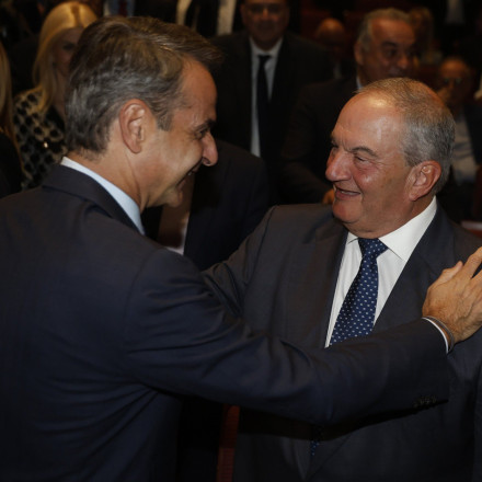Μητσοτάκης - Καραμανλής: Χαμηλό βαρομετρικό ενόψει της εκδήλωσης του Ιδρύματος Κωνσταντίνος Καραμανλής