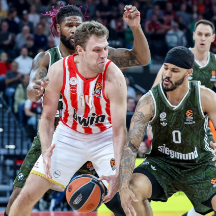 Ιδανικοί αυτόχειρες κατ' εξακολούθηση οι «ερυθρόλευκοι» - Μπάγερν – Ολυμπιακός 84-80 [vid]