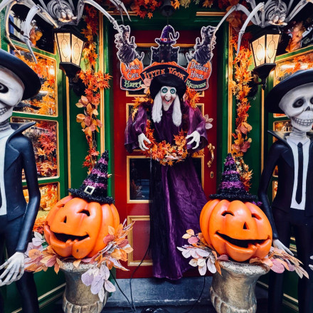 Halloween: Νύχτα μυστηρίου, παραδόσεων και μεταμφιέσεων τώρα και στην Ελλάδα