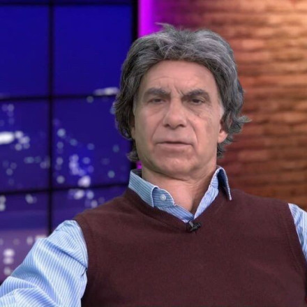 «Μήτσι-Var»: Ο τσεκουράτος Μπέζος γίνεται ευχάριστος και δυσάρεστος στην ίδια συνέντευξη!