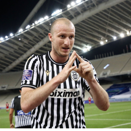 Κρμέντσικ: «Θα μπορούσα να παίζω ακόμη στον ΠΑΟΚ, έκανα την ίδια ηλιθιότητα με τον Πασχαλάκη»