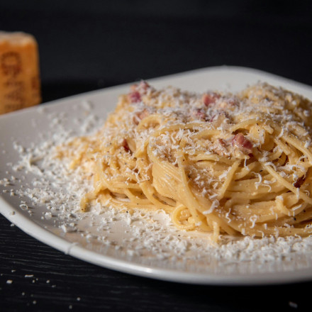 «Σταυροφορία» για την καρμπονάρα στο Ευρωκοινοβούλιο - Γιατί «φωνάζουν» οι Ιταλοί