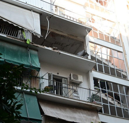 Ένοικοι της πολυκατοικίας στους Αμπελόκηπους: «Επείγουσα η ανάγκη για στήριξη από το Κράτος» Ένοικοι της πολυκατοικίας στους Αμπελόκηπους: «Επείγουσα η ανάγκη για στήριξη από το Κράτος»
