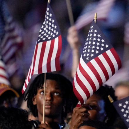 Εκλογές ΗΠΑ: Πώς υποδέχθηκαν τα αποτελέσματα οι ψηφοφόροι - Πλάνα από τα στρατόπεδα Τραμπ και Χάρις