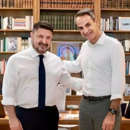 Συγχαρητήρια Μητσοτάκη σε Χαρδαλιά για τη «διάσωση» του Μητροπολιτικού Πάρκου στον Φαληρικό Όρμο