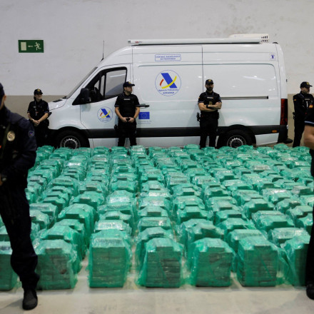 Ισπανία: «Νονός» αστυνομικός «έχτισε» 20 εκατ. ευρώ στους τοίχους του σπιτιού του