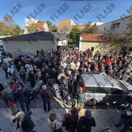Η Βόσσου τραγούδησε την «Άνοιξη» στον Κασσελάκη - Με μπλουζάκια «Κασσελάκη» οι οπαδοί του