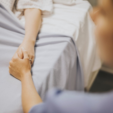 Μεγάλη Βρετανία: Ανοίγει ο δρόμος για νομιμοποίηση της ευθανασίας σε Αγγλία και Ουαλία