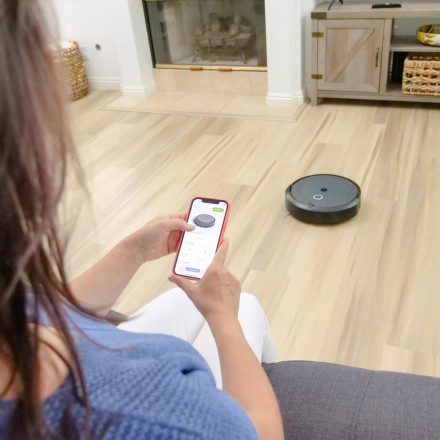 Πώς μας παρακολουθούν μέσα στο σπίτι οι έξυπνες συσκευές - Αποτελεσματικοί τρόποι προστασίας