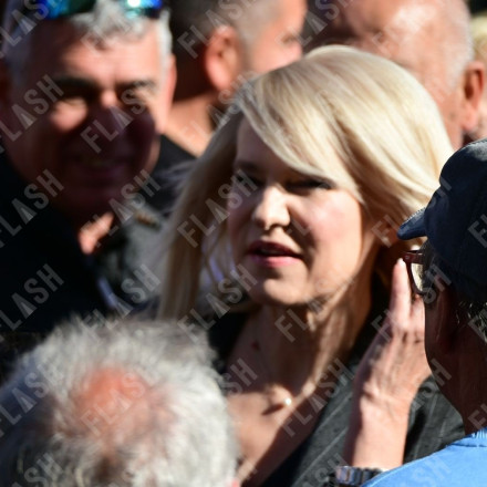 Έκλαψε η Τζάκρη στον Ταύρο αλλά δεν έστειλε (ακόμα) το ΠΑΣΟΚ στην αξιωματική αντιπολίτευση