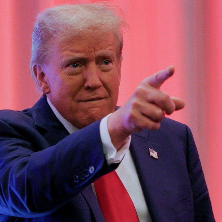 Μηνύσεις δισεκατομμυρίων από τον Τραμπ σε Μέσα Ενημέρωσης για «προκατάληψη» εναντίον του