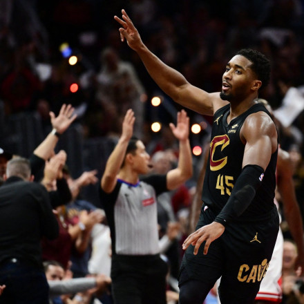 ΝΒΑ: Ασταμάτητο το Κλίβελαντ, οι Λέικερς «άλωσαν» το Σαν Αντόνιο – 60 πόντους ο Φοξ