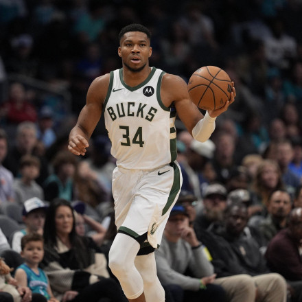 Μπακς - Λέικερς 95-119: Ο Ντόντσιτς κέρδισε τον εκπληκτικό Αντετοκούνμπο που έκανε double double