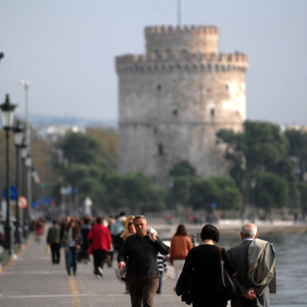 Τέλος ο ποδηλατόδρομος στην παραλιακή της Θεσσαλονίκης - Μελέτες για επέκταση του ξύλινου ντεκ