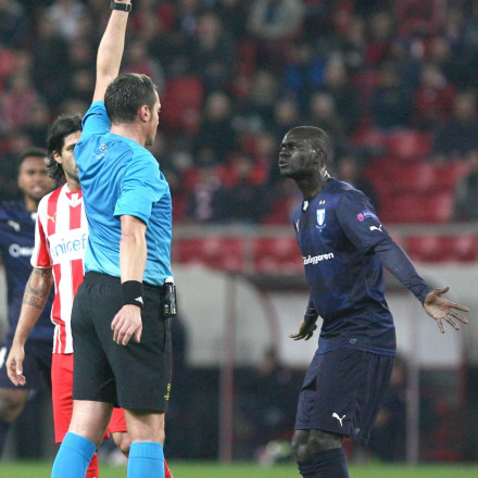 Διαιτησία: Η Super League 1 θέλει τους... Γερμανούς της