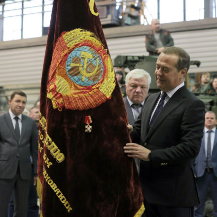 Νέες απειλές Μεντβέντεφ: Αν η Δύση δώσει πυρηνικά στην Ουκρανία θα ακολουθήσει πυρηνικός πόλεμος