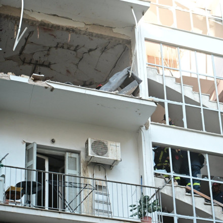 Έκρηξη στους Αμπελόκηπους: Παράταση προφυλάκισης ζητά ο Εισαγγελέας για Ρωμανό και 4 κατηγορούμενους