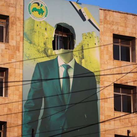 Συρία: Θρίλερ με πυροβολισμούς στη Δαμασκό – Αναφορές για πραξικόπημα κατά του Άσαντ