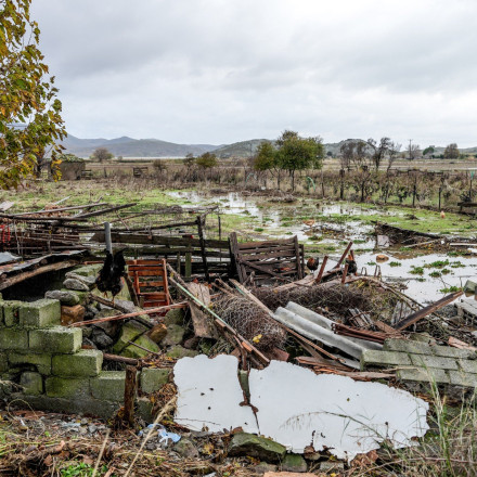 Λήμνος: Ξεκινούν οι αυτοψίες σε σπίτια που υπέστησαν ζημιές από την κακοκαιρία «Bora»