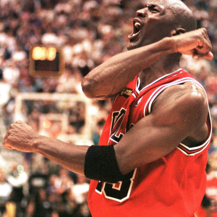 Πουλήθηκε στο 1/3 της αρχικής τιμής το θρυλικό σπίτι του Μάικλ Τζόρνταν στο Σικάγο [Vid]