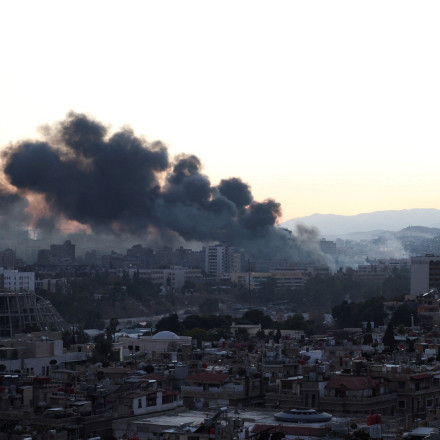 Al Jazeera: Το Ισραήλ βομβαρδίζει περιοχές στη Συρία- Ισχυρές εκρήξεις στη Δαμασκό