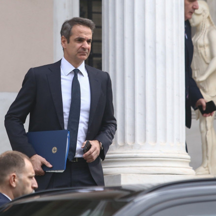 ΚΥΣΕΑ: Συνεδριάζει την Παρασκευή υπό τον Κυριάκο Μητσοτάκη - Αποφάσεις για το άσυλο των Σύρων ΚΥΣΕΑ: Συνεδριάζει την Παρασκευή υπό τον Κυριάκο Μητσοτάκη - Αποφάσεις για το άσυλο των Σύρων