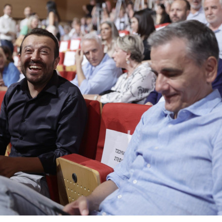 Παππάς - Τσακαλώτος: Περίεργες δηλώσεις και συμπτώσεις - «Νάρκη» στην προσέγγιση Φάμελλου με Χαρίτση