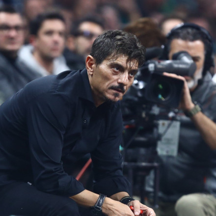 Ο Δημήτρης Γιαννακόπουλος έκανε ανάρτηση με πούλμαν στο Instagram