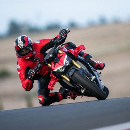 Νέα Ducati Streetfighter V4: Η πιο αποδοτική, όλων των εποχών