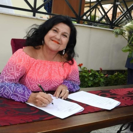 Αντιδήμαρχος ζήτησε από τα παιδιά να ντυθούν... Κασσελάκης και Τάιλερ - Οδηγήθηκε σε παραίτηση