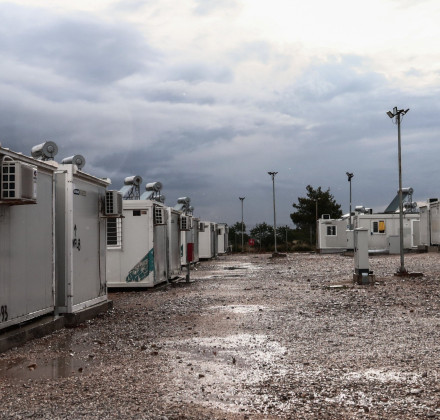 Άγρια συμπλοκή μεταξύ μεταναστών στη δομή Μαλακάσας - 9 άτομα στο νοσοκομείο Άγρια συμπλοκή μεταξύ μεταναστών στη δομή Μαλακάσας - 9 άτομα στο νοσοκομείο