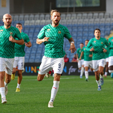 Ο επιθετικός της Ραπίντ Βιέννης Γκουίντο Μπουργκστάλερ ξυλοκοπήθηκε άγρια