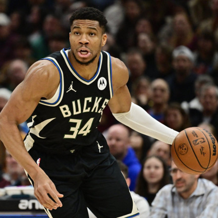 NBA: Ήττα για τους Μπακς μετά το κύπελλο, οι Σίξερς με Εμπίντ πέρασαν από το Ορλάντο [vid]