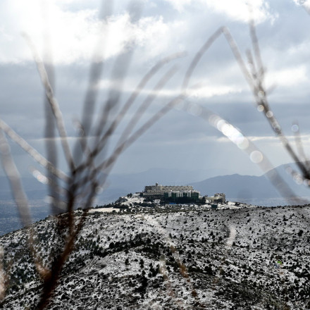 Διακοπή κυκλοφορίας στην Πάρνηθα λόγω χιονόπτωσης