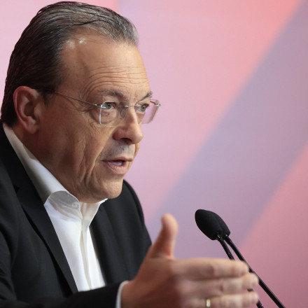 Φάμελλος στην Πολιτική Γραμματεία: Δεν θα μπω στην Προεδρολογία - Συναντά αύριο τον Πέτρο Κόκκαλη