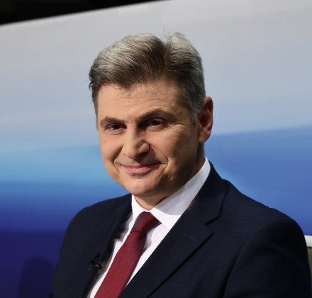 Επιμένει για κυβέρνηση ειδικού σκοπού ο Φαραντούρης, παρά το άδειασμα από τον ΣΥΡΙΖΑ Επιμένει για κυβέρνηση ειδικού σκοπού ο Φαραντούρης, παρά το άδειασμα από τον ΣΥΡΙΖΑ