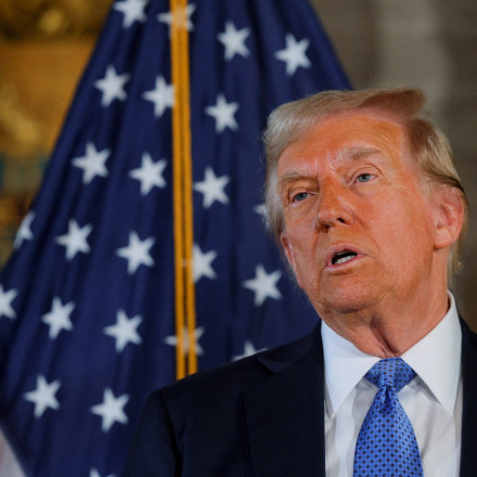 «Καταπέλτης» για Τραμπ η έκθεση του ειδικού εισαγγελέα: Θα είχε καταδικαστεί, αν δεν είχε εκλεγεί