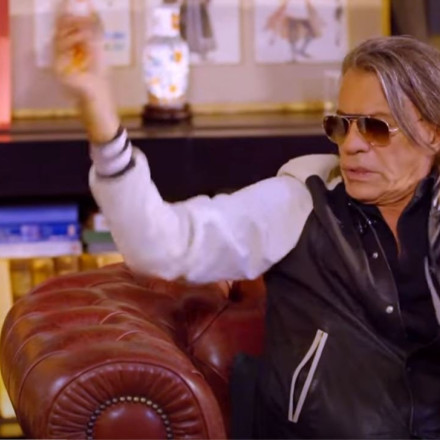 Χείμαρρος ο Ηλίας Ψινάκης στην Αστερόσκονη: Η αποκάλυψη για τον καρκίνο και τα 17 χρόνια με τον Σάκη