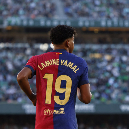 Αποθέωσε Μέσι ο Γιαμάλ: «Θέλει πάντα περισσότερα, δεν υπάρχει κάποιος σαν αυτόν, είναι μόνο ένας»