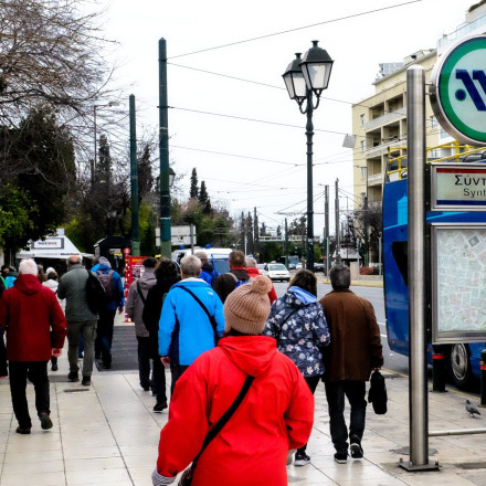 Πρωτοχρονιά: Πώς θα κινηθούν τα Μέσα Μεταφοράς παραμονή, ανήμερα - Τα πρώτα και τελευταία δρομολόγια