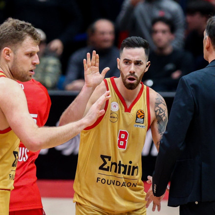 Ο Ολυμπιακός σχεδίαζε σε όλο το ματς την τελευταία άμυνα, αλλά εκείνη δεν χρειάστηκε να «βγει» ποτέ