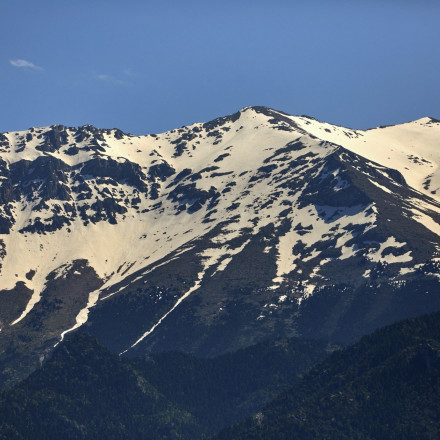 Ταλαιπωρία στο Χιονοδρομικό Παρνασσού: Εκτός λειτουργίας 5 αναβατήρες - Τι λέει το υπουργείο Τουρισμού