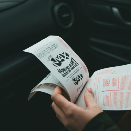 ΗΠΑ: Υπερτυχερός της λοταρίας κέρδισε αστρονομικό ποσό και έγινε δισεκατομμυριούχος