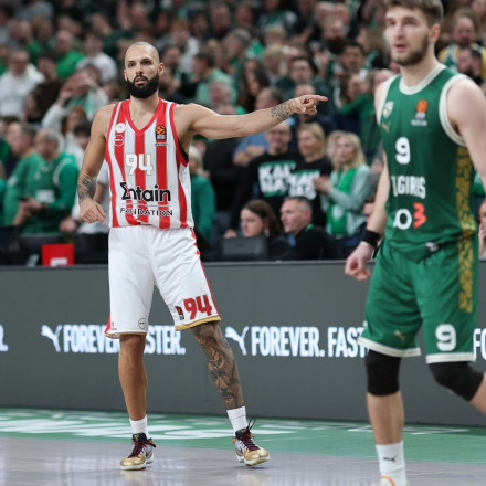 Πέρασε... στο γλυκό ο Φουρνιέ και αναζητεί την καλύτερη μπουγάτσα στην Θεσσαλονίκη